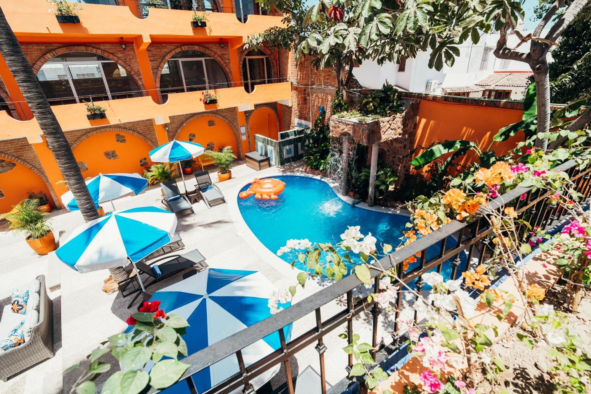 Boutique Hotel & Suites Hacienda Lord Twigg Puerto Vallarta Exterior photo